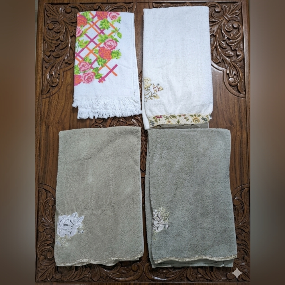 4 Beautiful Floral Bath Towels